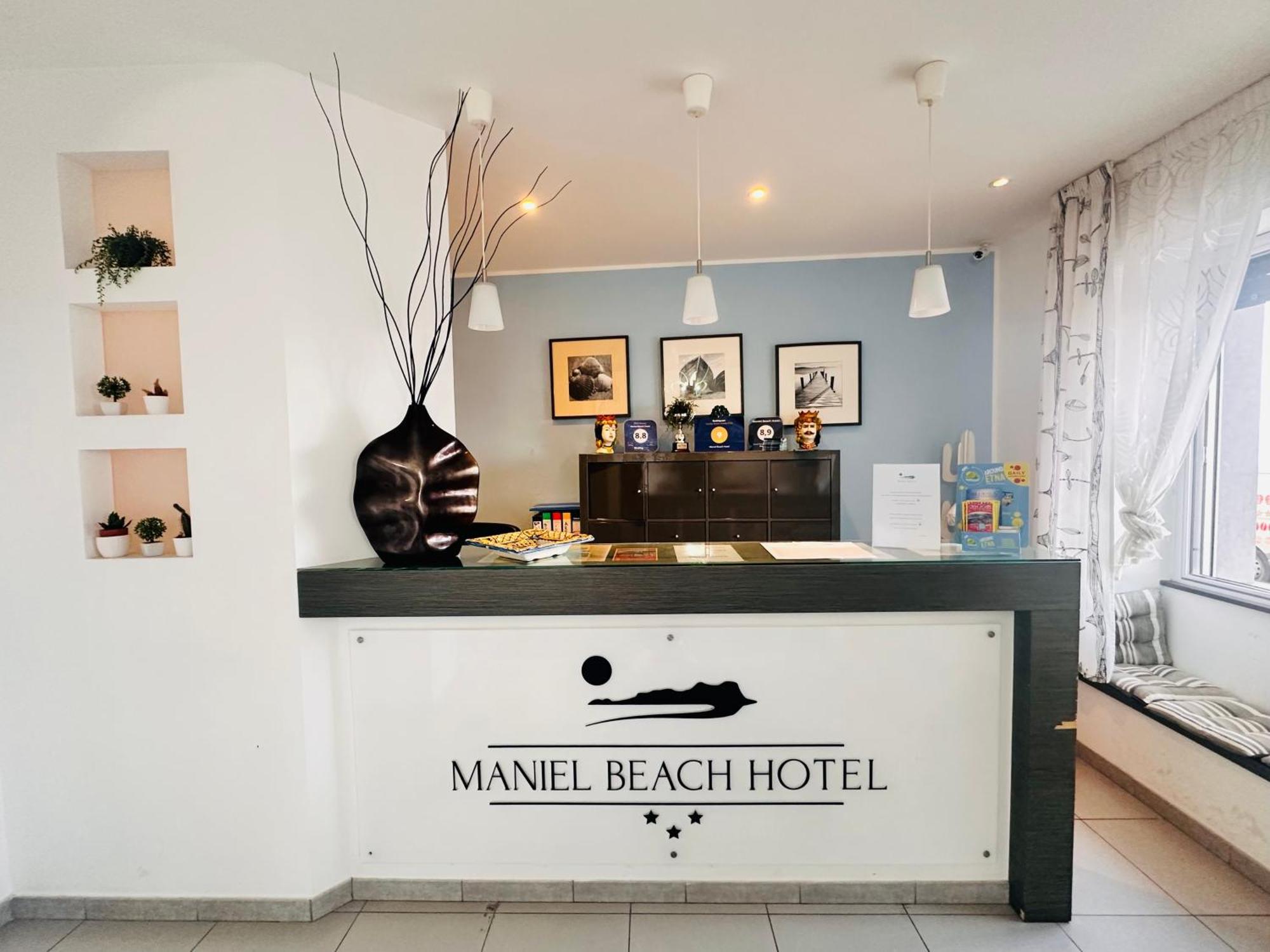 Maniel Beach Hotel Letojanni Exterior photo