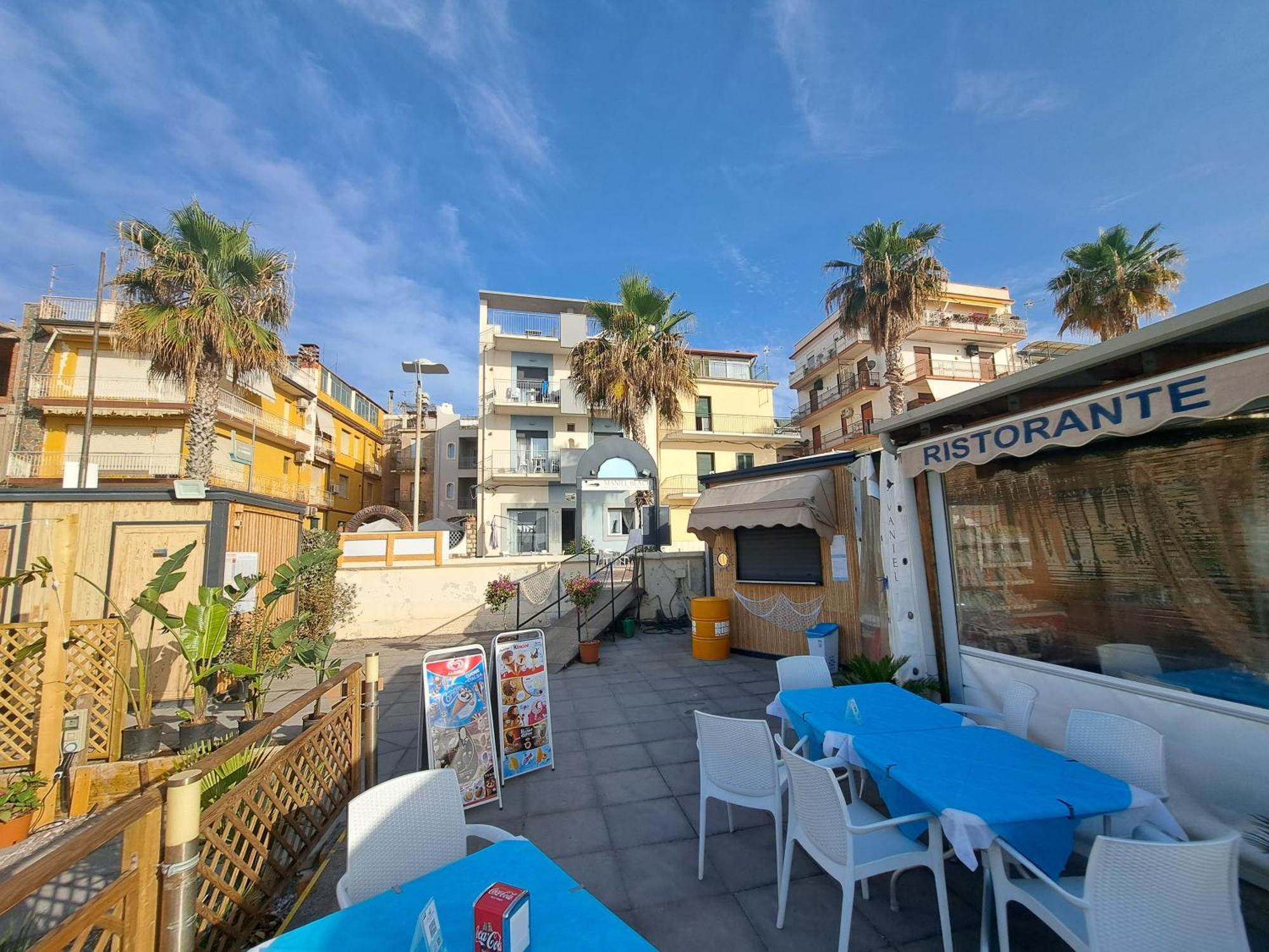 Maniel Beach Hotel Letojanni Exterior photo