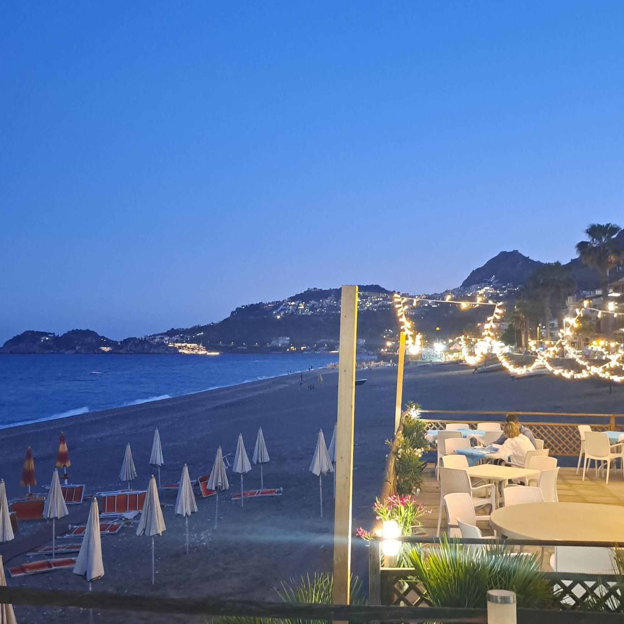Maniel Beach Hotel Letojanni Exterior photo