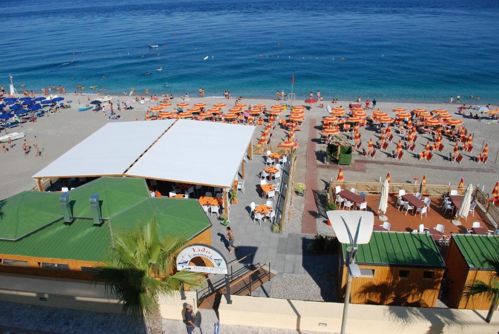Maniel Beach Hotel Letojanni Exterior photo