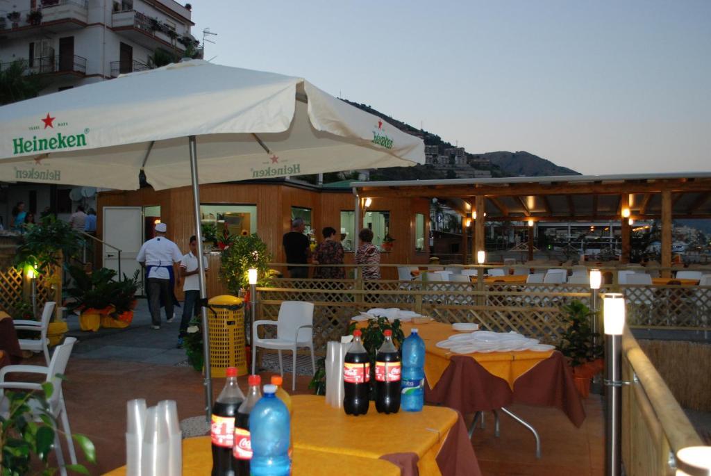 Maniel Beach Hotel Letojanni Exterior photo