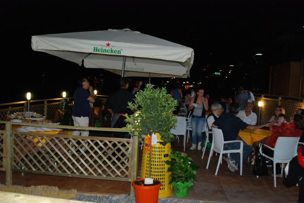 Maniel Beach Hotel Letojanni Exterior photo